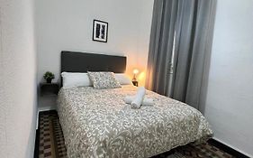 A & M Barcelona Hostal